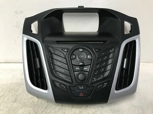 FORD FOCUS STEREO FACE FASCIA SURROUND AUDIO CONTROL MODULE BM5T18K811-BA 11 -15 - Picture 1 of 11
