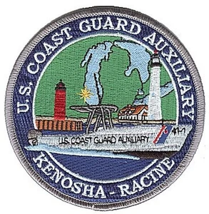 Parche de la Guardia Costera de la Flotilla Auxiliar Kenosha Racine Wisconsin W5113 USCG - Imagen 1 de 1