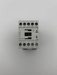 Eaton DILM12-10 XT IEC Mini Schütz 12A Vollspannung nicht reversierend - Bild 1 von 8