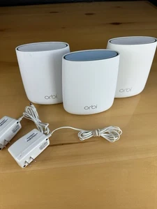 Oryginalny oryginalny router Wi-Fi NETGEAR Orbi RBR20 Mesh z 2x satelitami RBS20 ZOBACZ - Zdjęcie 1 z 5