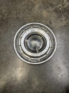 60 buick LESABRE 1960 15" Wheel Cover   - Picture 1 of 4