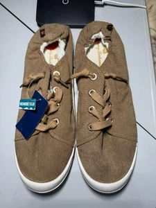 Tommy Bahama tan corduroy slip on sneakers Size 10 - Picture 1 of 3