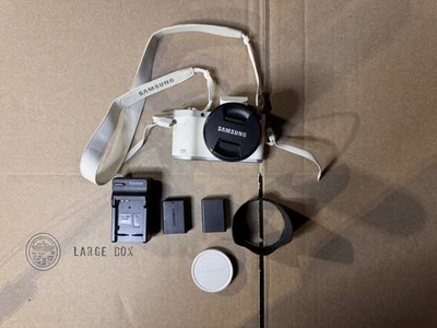 Cámara digital inteligente Samsung NX300 20,3 MP CMOS WiFi sin espejo lente de 18-55 mm Foto 1 de 4