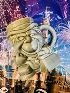 Neu 2025 Disney Parks Disneyland Haunted Mansion PHIN 3D Tasse Neu mit Etikett IN HAND - Bild 1 von 2