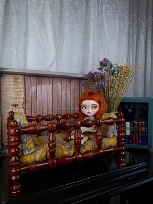 Muebles para muñecas de estilo vintage — cama para Blythe, Pullip, etc., hechos a mano Foto 1 de 4
