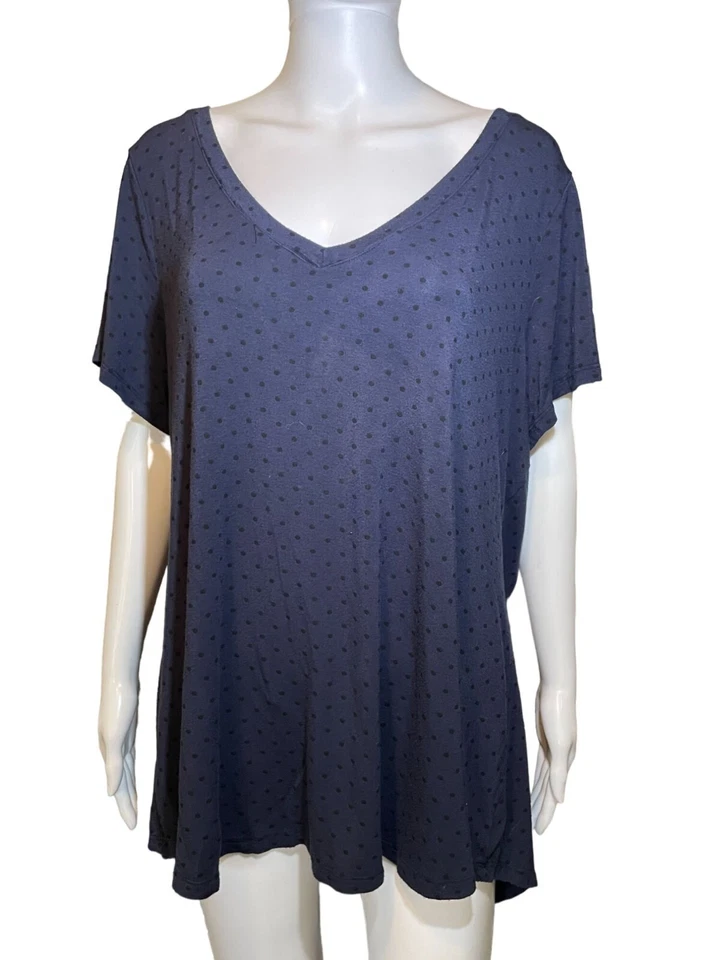 Curious Gypsy plus 3XL short sleeve polka dot v-neck textured swiss dot navy - Image 1 of 4