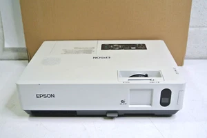 Epson 1810p LCD Projector. 1135 Lamp Hours. (NO POWER CORD/REMOTE) READ - Picture 1 of 24