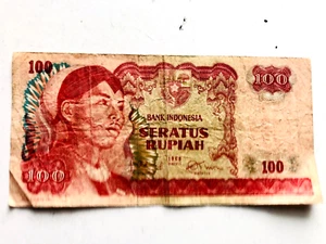 1968 Indonesia 100 Rupiah banknote 006527 - Picture 1 of 4