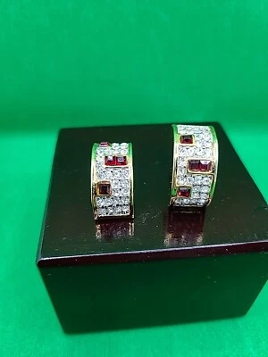 Pendientes colgantes/gotas de oro rubí simulado, abrazador de diamantes. Falta 1 clip. Clip On Foto 1 de 4