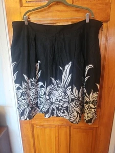 CJ Banks Cotton Skirt Woman Plus Size 22W Black & White Floral Lined Zipper New  - Picture 1 of 8