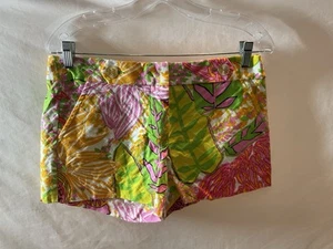 EUC TRINA TURK COLORFUL CORBIN SHORTS, TROPICAL INSPO, GOLD BTNS, ZIP CLOSURE- 6 - Picture 1 of 5