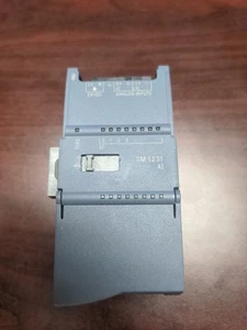 Siemens Somatic S7-1200 SM 1231 AI 6ES7 231-4HD30-0XB0 Analog Input Module - Picture 1 of 8