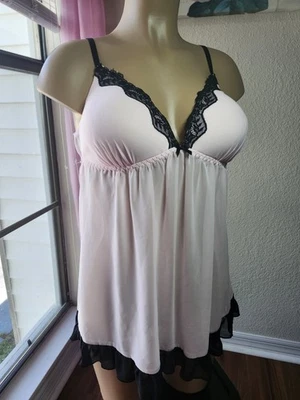 Apt 9 粉色黑色蕾丝装饰 Romanric Negligee Chemise 大号 — 第 1/4 张图片