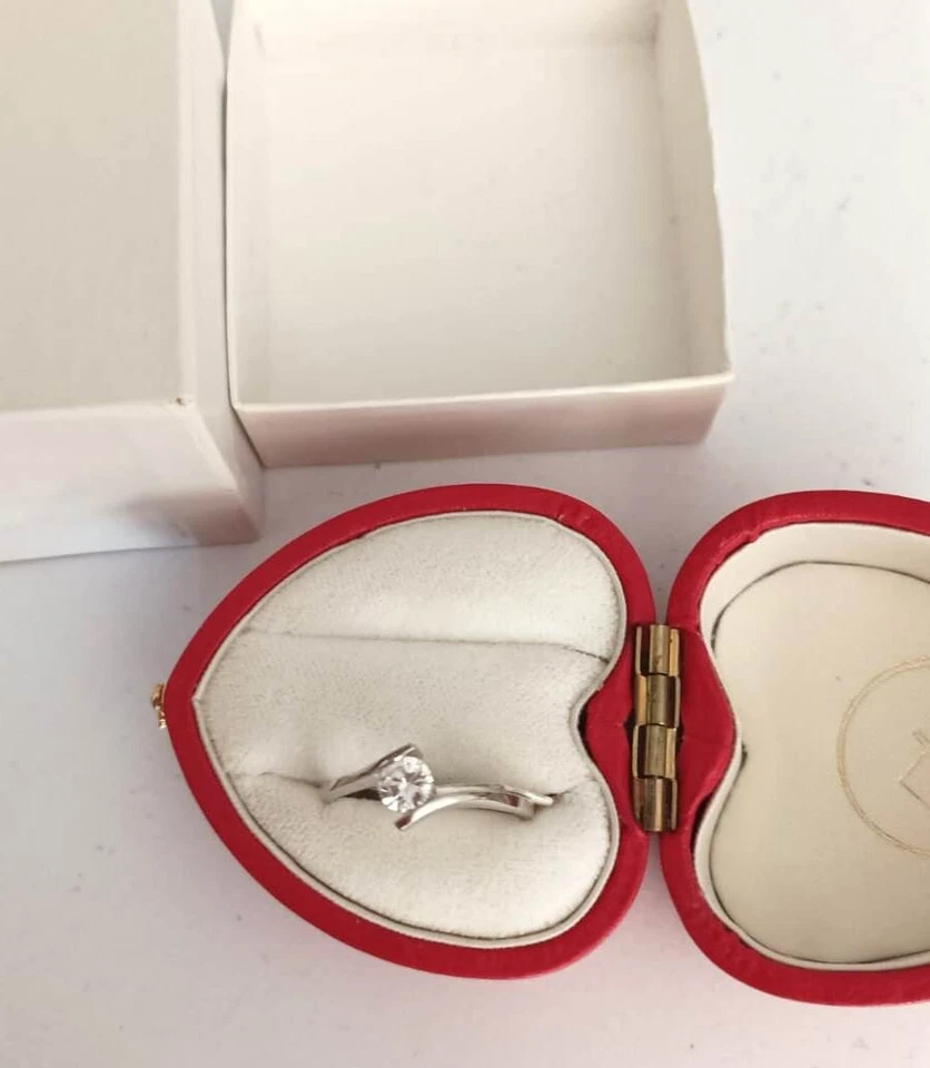 ANELLO SOLITARIO ARGENTO 925 effetto oro bianco ZIRCONE montatura cipollina - Immagine 1 di 1