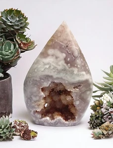 Stunning AAA Grade  Pink Amethyst Druzy Flower Agate Flame 11.5 cm - 321 Grams - Picture 1 of 4