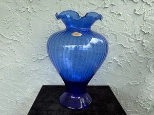 Jarrón de vidrio artístico soplado a mano estilo Murano azul cobalto Italia cristalino transparente (H: 13”) - Imagen 1 de 8