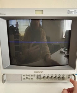 Sony Trintron 14" PVM-14M2MDE Monitor - Faulty with vertical collapse - Picture 1 of 13