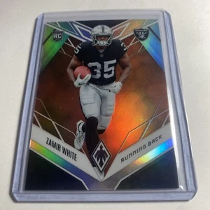 2022 Panini Phoenix - Rookies Orange #134 Zamir White /99 (RC) - Picture 1 of 2