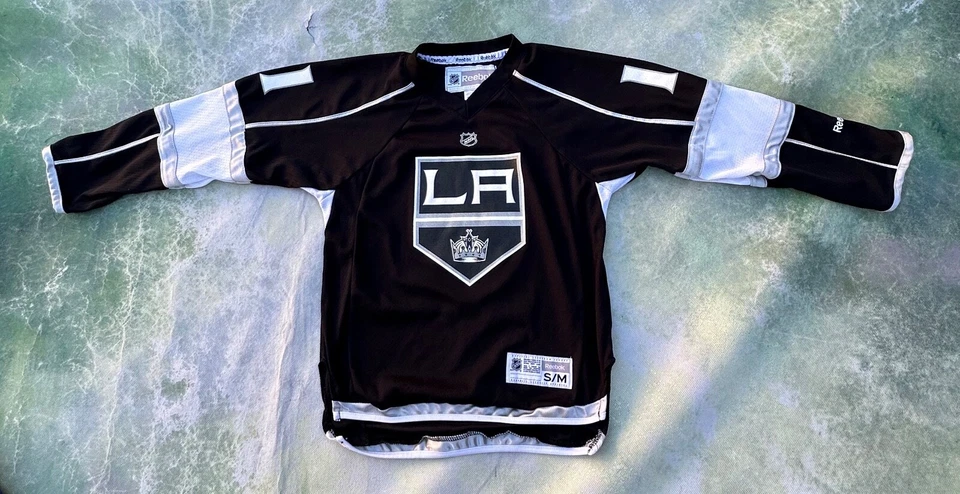 Camiseta Reebok NHL Los Angeles Kings Anze Kopitar #11 Talla Juvenil S/M. Foto 1 de 4