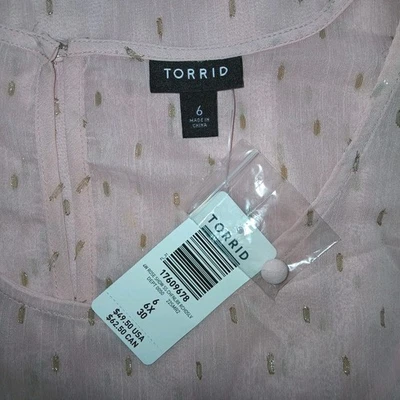 NUEVO CON ETIQUETAS Torrid Mujer 6X Georgette Boho Femenino Manga Corta Fruncido Blusa Top Rosa Foto 1 de 4