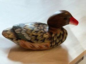 Hand Painted Wood Duck Figurine Vintage Small Bright Duck Deor  - Picture 1 of 6