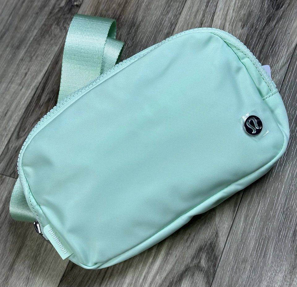 LULULEMON Everywhere Belt Bag LU9BG1S O/S OUT Color ARBL “Periwinkle “ Rare