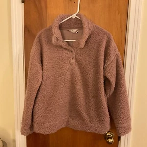 PINK ROSE Brand Fuzzy Jacket Women’s Sz M Dusty Rose Pullover Top Pockets Cozy! - Picture 1 of 10