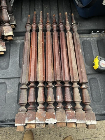 Lot of 8 c1870 mahogany turned staircase spindle balusters - 28-29.5 x 2” sq btm Cover