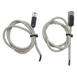 Lot of 2 SMC D-G79 Solid-State Auto Switch, NPN, 28VDC 40mA, 3-Wire Leads, 0.45m - Picture 1 of 10