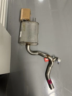 2018-2023 FORD MUSTANG ЗАДНЯЯ ПРАВАЯ ВЫХЛОПНАЯ ТРУБА НОВАЯ ОТ ОРИГИНАЛЬНОГО ПРОИЗВОДИТЕЛЯ JR3Z-5230-Z - Изображение 1 из 4