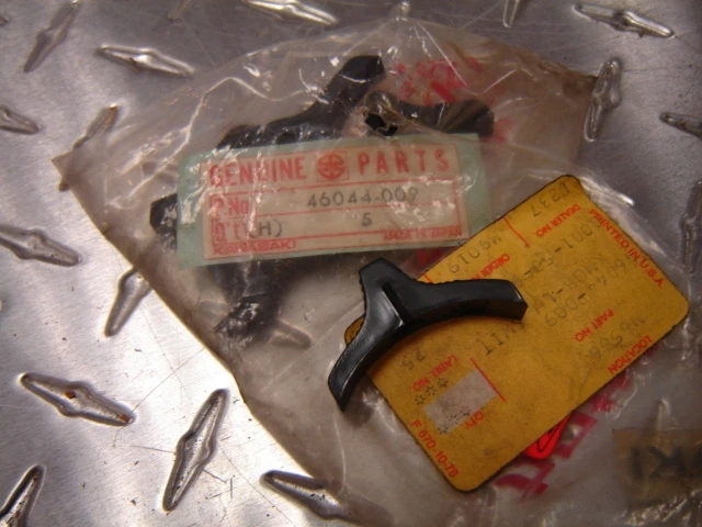 POMO INTERRUPTOR KAWASAKI LH 1970 GT4R, 1971 F6, F7, 1972, 1974 G5 # 46044-009 NUEVO DE STOCK Foto 1 de 1