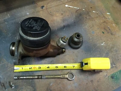 VINTAGE FORD GALAXIE FAIRLANE 1958 59 60 61 62 63 64 MASTER ASSEMBLY WITH ROD   - Imagem 1 de 4