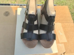 Clarks Caslynn Reece Black Leather Sandals Size 10 1/2 New with Box - Picture 1 of 8