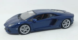 Burago 1/18 Die Cast Lamborghini Aventador  LP 700-4 - Picture 1 of 13