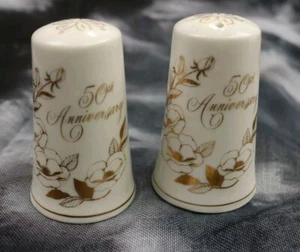 Vtg Set of Golden 50th Anniversary Ceramic Salt & Pepper Shakers Made in Japan - Picture 1 of 4