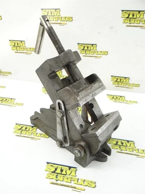 3-1/2" TILTING VISE 3-1/4" MAX OPEN  - Image 1 of 4