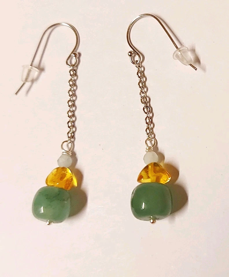 Orecchini in argento 925 e pietre con giada a cilindro, ambra e acquamarina  - Immagine 1 di 4