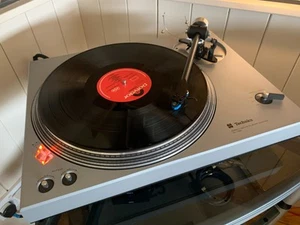 Technics SL-150 Direct Drive Turntable with Origin Live Alliance tone arm - Picture 1 of 8