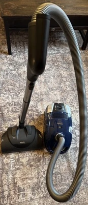 Пылесос Miele Compact C2 Onyx PowerLine S6270 с силовой головкой - Изображение 1 из 4