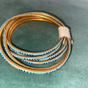 Vintage Gold Toned Turquoise Painted? Small Set Of 6 Bangles For Child - Picture 1 of 3