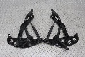 06-12 Bentley Flying Spur Pair LH & RH Hood Hinges (Black) Tested - Picture 1 of 20