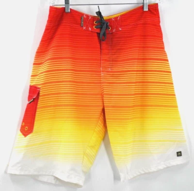 Ocean Current 男式 34 Ombre 条纹橙色黄色无衬里板短裤不完美 — 第 1/4 张图片