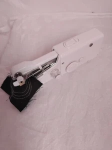 Práctica máquina de coser de punto de mano - Imagen 1 de 6