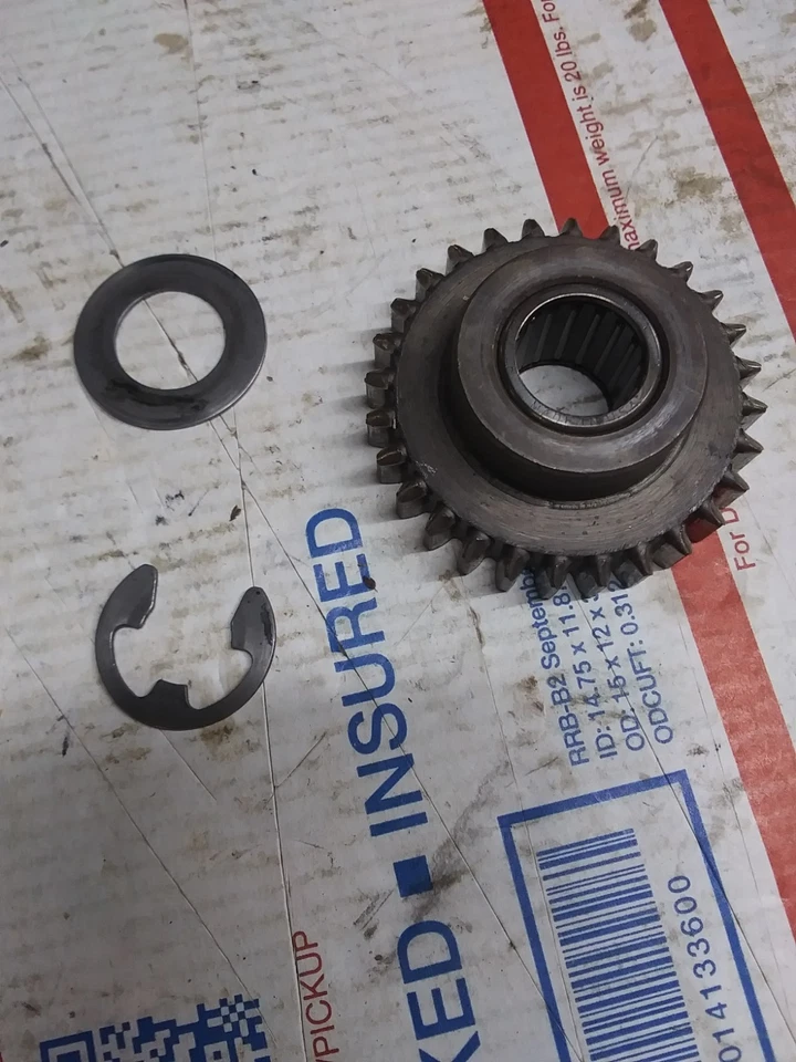 Engranaje de rueda loca inversa Sears Suburban SS12 con el rodamiento en buen estado Foto 1 de 4