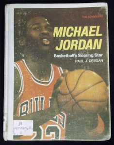 VTG 1988 MICHAEL JORDAN BASKETBALLS SOARING STAR BY PAUL DEEGAN EX-LIB BOOK N - Picture 1 of 8