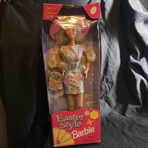 Muñeca Barbie estilo Pascua 1997 - Mattel #17651 NRFB - Imagen 1 de 5