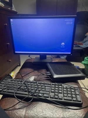 HP t620 Thin Client (F5A53AA#ABD) – AMD GX-217GA – 2 núcleos – 4GB RAM – 16GB SSD Foto 1 de 4