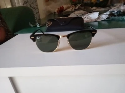 Ray-Ban Rb3016 Clubmaster Montatura Nero E Oro Tg 51 Ottime condizioni C873 - Immagine 1 di 4