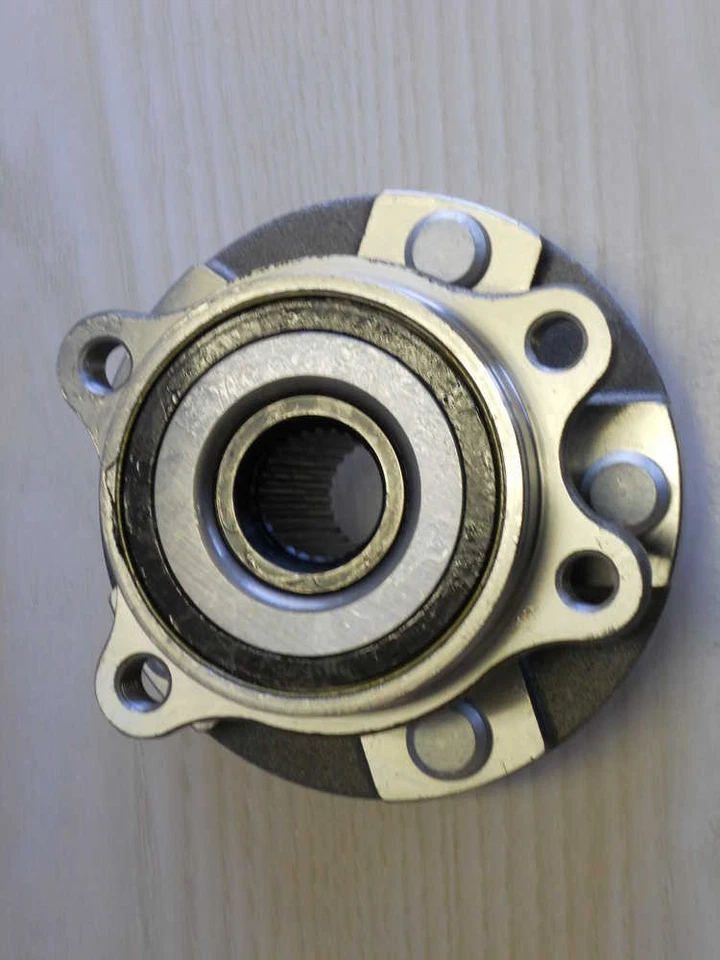 Conjunto de cojinete de rueda y buje - FWD CRS piezas automotrices NT513257 Foto 1 de 1