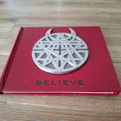 DISTURBED - Believe - LIMITED EDITION CD + BONUS DVD mit Metal Emblem Mega RAR - Bild 1 von 4
